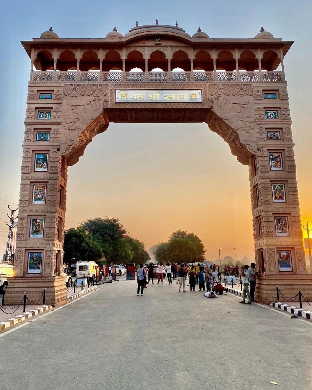 Shree Shyam Hotel Toran Dawar Khatu Exterior photo
